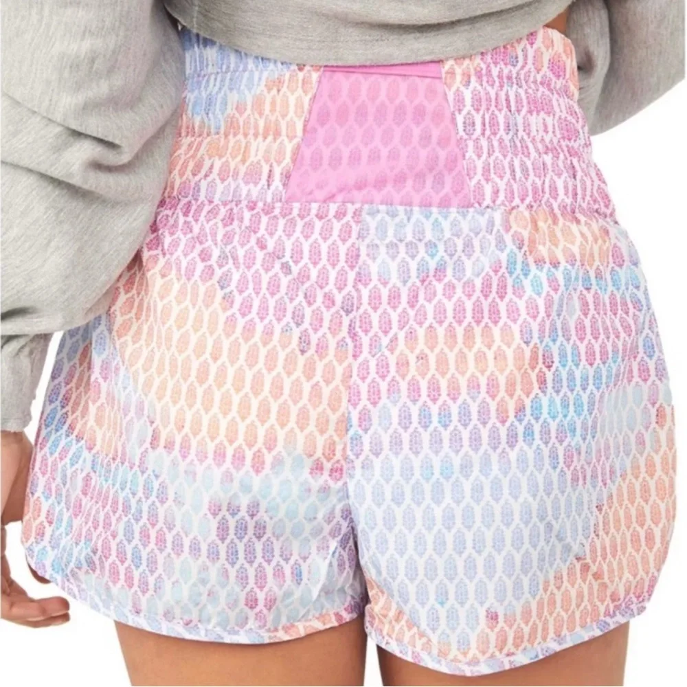 FP Movement by Free People The Way Home Printed Shorts
Size XS | Rainbow Buti - Picture 3 of 6
